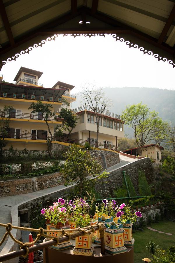 Veda5 Ayurveda & Yoga Retreat Hotel Rishikesh Bagian luar foto