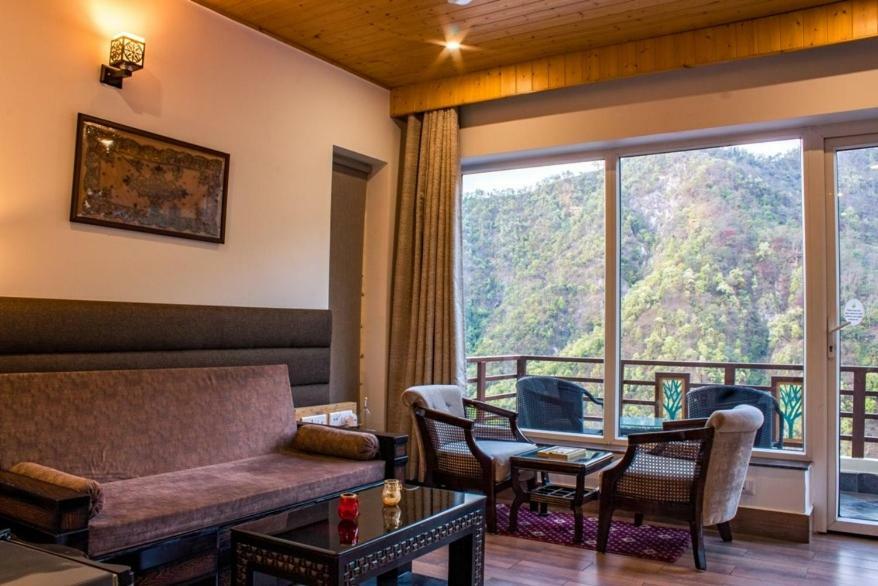 Veda5 Ayurveda & Yoga Retreat Hotel Rishikesh Bagian luar foto